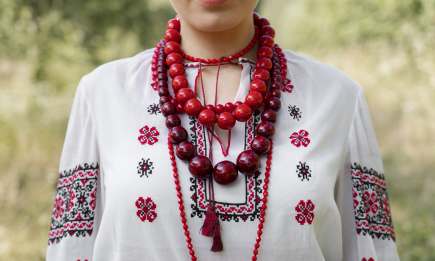 Мистика и тайная сила украинского ожерелья: что означают разные красные кораллы