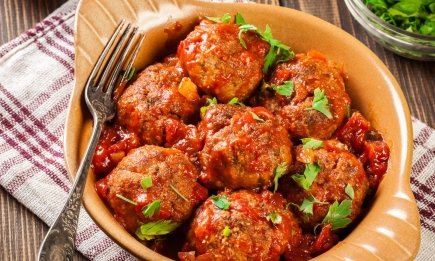 Если котлеты надоели, приготовьте тефтельки "как облачка": простой, но проверенный рецепт