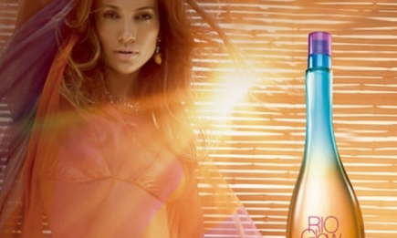Дженнифер Лопес представила новый парфюм  Rio Glow