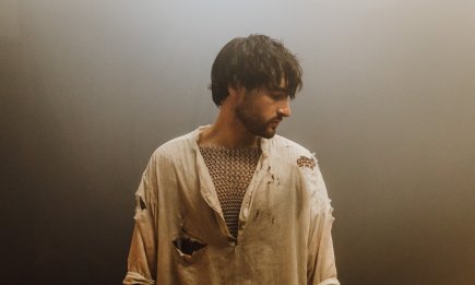 Фіналіст Нацвідбору KHAYAT презентував містичний кліп на конкурсну пісню "Герци" (ВІДЕО)