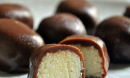 Как приготовить творожные шарики в шоколаде