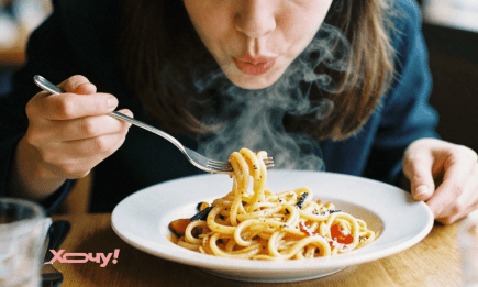 Кожен хоч раз робив це столом: звична дія, яка видає у вас неандертальця (ВІДЕО)