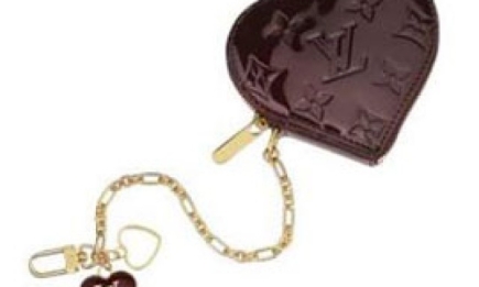 Louis Vuitton дарит дамам свое сердце в День Валентина