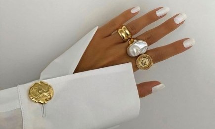 Можно ли все-таки сочетать золото с серебром? Стилистка назвала основные правила ювелирного этикета!