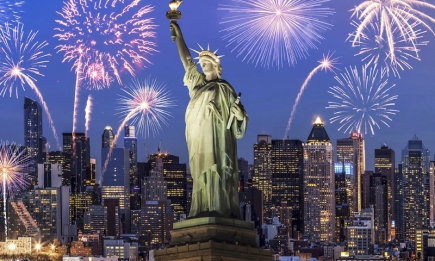 На Новый год - к статуе Свободы: особенности Нового года и Рождества в США