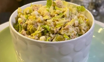 Ідеальне поєднання до святкового столу: диво-салат, який готується за п’ять хвилин (РЕЦЕПТ)