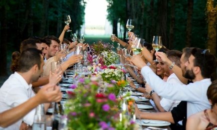 Три кольори ганьби: в чому не можна з'являтися на весіллі, щоб не зіпсувати свято