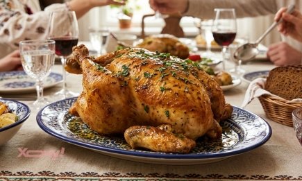 Головна прикраса столу: рецепт соковитої курки, від якої гості будуть у захваті
