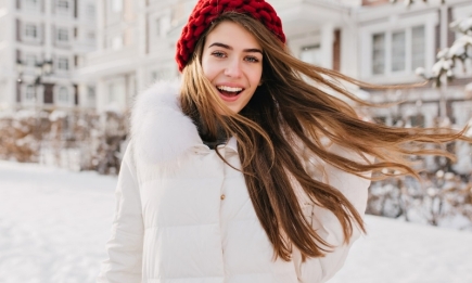 Могут ли портиться волосы от мороза? Узнайте, зачем на самом деле носить шапку зимой
