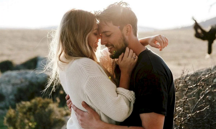 Главное оружие женщины: эти 15 неожиданных вещей "включают" мужчин лучше любых комплиментов