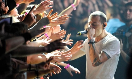 Как прошел концерт памяти Честера Беннингтона: смотрите онлайн трансляцию концерта Linkin Park в честь покойного фронтмена группы (ВИДЕО)