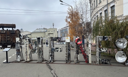 Легендарна інсталяція I’m Fine — тепер у Києві (ФОТО)