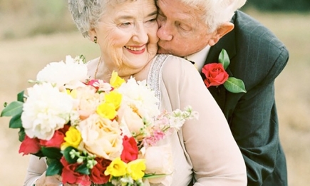 Вместе 63 года – любовь всегда побеждает: внучка сделала красивую фотосессию на годовщину свадьбы бабушки и дедушки