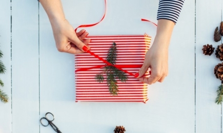 Как сделать упаковку для новогодних подарков своими руками