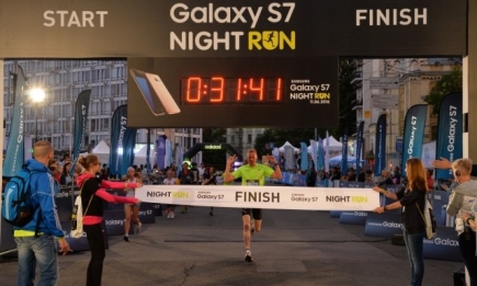 В Киеве состоялся ночной забег Samsung Galaxy S7 Night Run