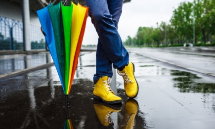 Нашіптано погодою: як вберегти взуття від неочікуваних дощів