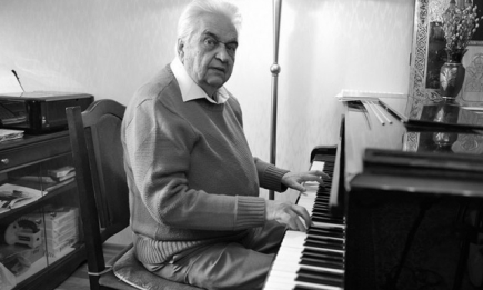 Умер Евгений Крылатов, знаменитый композитор и автор песен "Крылатые качели" и "Прекрасное далеко"
