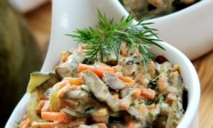 Ніжний салат з печінкою: він замінить вам всі обіди на вечері (РЕЦЕПТ)