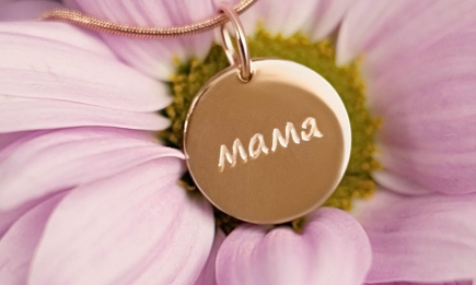 Лучший подарок для мамы! Золота Країна выпустила коллекцию украшений ко Дню матери (ФОТО)
