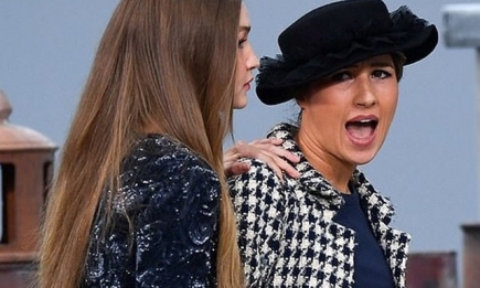 Скандал на Неделе моды в Париже: Джиджи Хадид выгнала с подиума блогершу, сорвавшую показ Chanel (ФОТО+ВИДЕО)