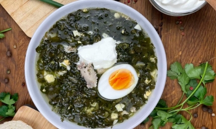Зеленый борщ с крапивой: рецепт Евгения Клопотенко + лайфхак с зеленью
