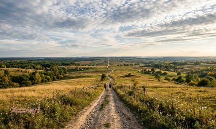 Призовете беду и запутаете путь: почему категорически запрещено шить перед дальней дорогой