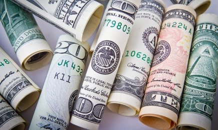 Такие доллары не захотят брать в обменнике: названы самые проблемные купюры