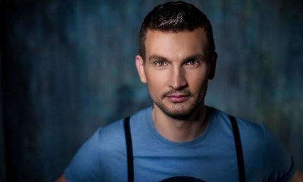 "Українські лейбли більш гнучкі": співак Sysuev про вихід з іноземної продюсерської компанії та новий етап в музичній кар’єрі. Ексклюзив ХОЧУ