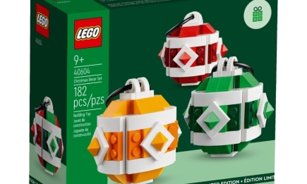 LEGO представил два набора новогодних игрушек: оцените эту красоту из конструктора! (ФОТО)