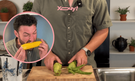 Так кукурудзу ви ще не варили: без брудних каструль, ласувати можна вже за 3 хвилини (ВІДЕО)