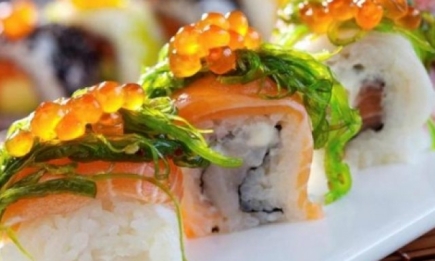 Специалисты заявили, что суши вреднее фастфуда