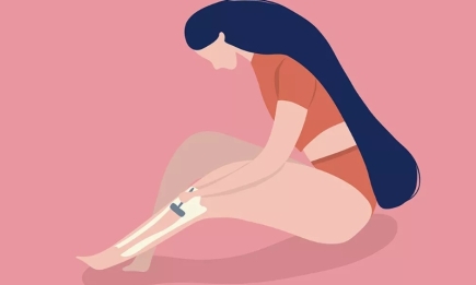 Без раздражений и порезов: 9 главных правил безопасного бритья ног