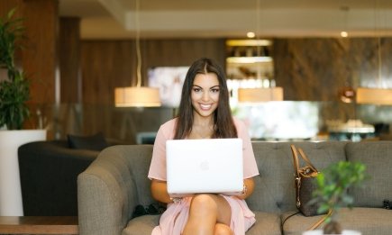 Три фрази, які видають жінку з високою самооцінкою: психологи пояснили їхню силу