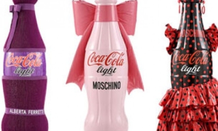 Итальянские дизайнеры «одели» бутылку Соса-Сola