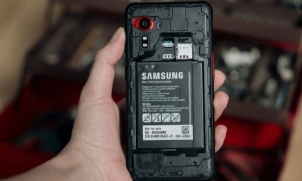 Почему в телефонах нет съемных аккумуляторов? Экономия и еще 3 причины, которые вас удивят