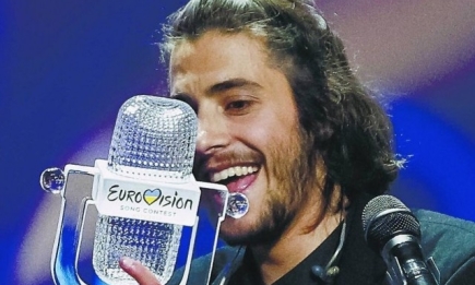 После долгой паузы победитель Евровидения-2017 Сальвадор Собрал вернулся на сцену Евровидения (ВИДЕО)