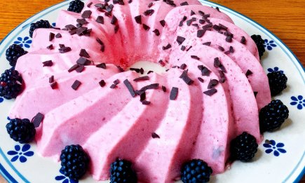 Красивее пирожных и вкуснее мороженого: от этого яркого тортика дети в восторге (РЕЦЕПТ)