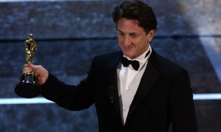 Шон Пенн проигнорировал "Оскар-2026" и приехал в Украину: Владимир Зеленский поделился фото