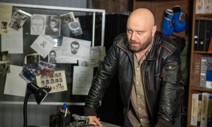 Вместо праздника – сплошное разочарование: почему звезда сериала "Коп из прошлого" не празднует свой день рождения? (ФОТО)