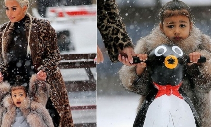 Дочки-матери: Ким Кардашьян покаталась с дочерью на коньках в центре Нью-Йорка