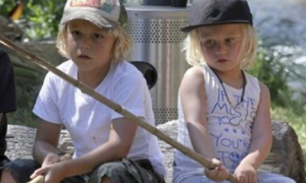 Гвен Стефани повела детей на рыбалку. Фото