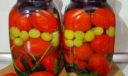 Закроете сотню банок – и будет мало: самые вкусные маринованные помидоры (РЕЦЕПТ)