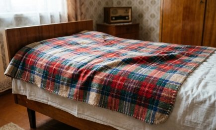 Чому радянські вовняні ковдри досі використовують: секрет, про який мало хто думає