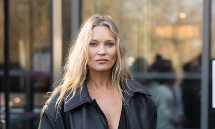 Спідниця-сітка та горошок: Кейт Мосс показала, як носити абсолютну прозорість у 2026 році (ФОТО)