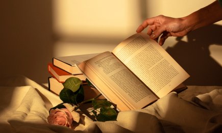 Замість валентинки — книга: як долучитися до Всесвітнього дня книгодарування 14 лютого