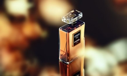 Духи с осенним настроением для женщин: лучшие ароматы всех времен