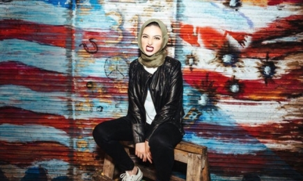 Мусульманка в хиджабе впервые появилась на обложке Playboy (ФОТО)