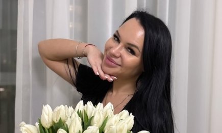 Миллионы на употреблении странной еды: как блогерша "Чика без ника" зарабатывает и чем жертвует ради популярности