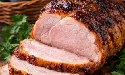 Найсмачніша шинка у святкову нарізку: як її приготувати (ВІДЕО)