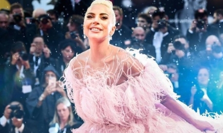 Леди Гага украсила обложку Vogue и дала интервью: о переменах в жизни и секс-насилии (ФОТО)